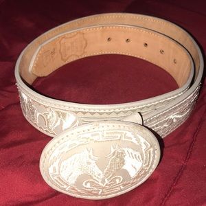 Men’s Genuine leather Belt .